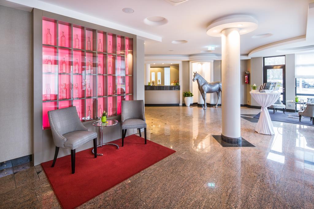 Hotel Plaza دوسبرغ المظهر الخارجي الصورة